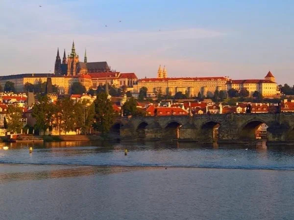 Prague Grand City Tour by Car for Two