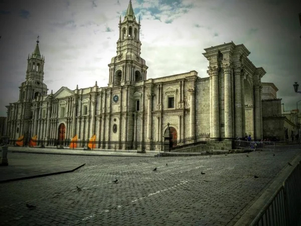 Half-Day Arequipa City Tour with Colca Canyon