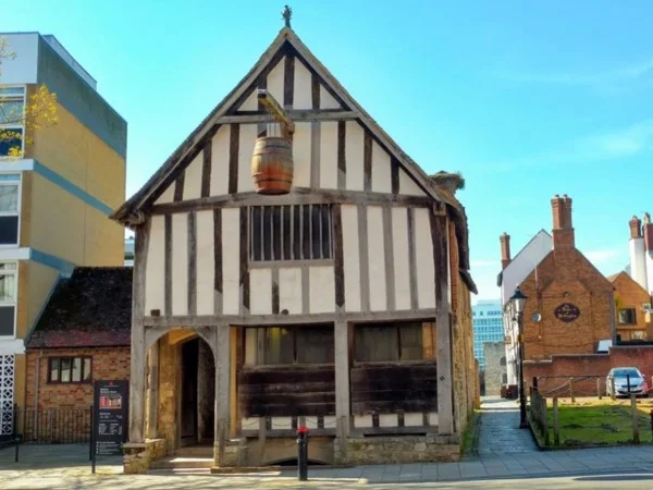 Walking Tour of Medieval Southampton