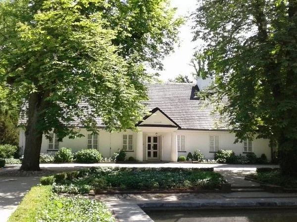 Chopin's Birthplace & his Warsaw footprints in Half day Private Tour