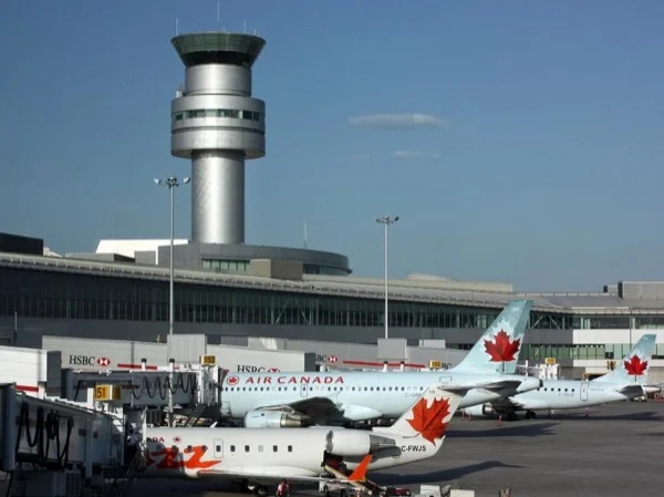 Toronto Airport Layover Tour
