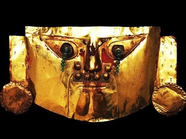 Larco and Gold Museums (for 2 travelers)