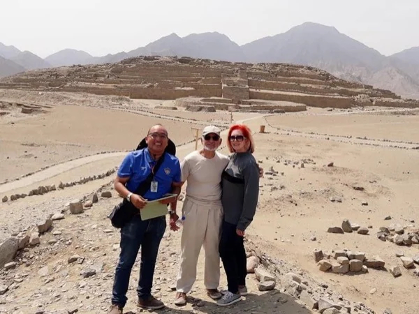 Caral, 5,000 years defying the time (for 4 travelers)