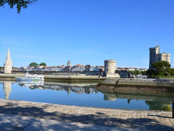 La Rochelle History and the Canadian Connection - Indoor Live Virtual Tour