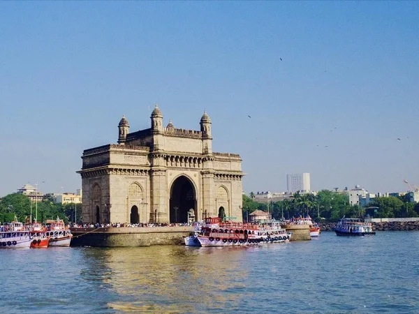 Mumbai City & Dharavi Slum Tour