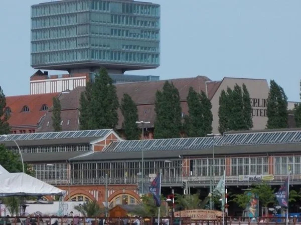 Kreuzberg and Neukölln: City Sightseeing of the other Side of Berlin - Express Tour