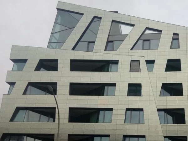 Berlin's Architectural Diversity and Curiosities - Half-day Tour