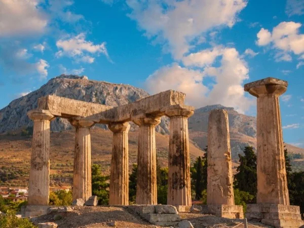 Corinth Half Day Private Tour from Athens with a Luxurious Mercedes