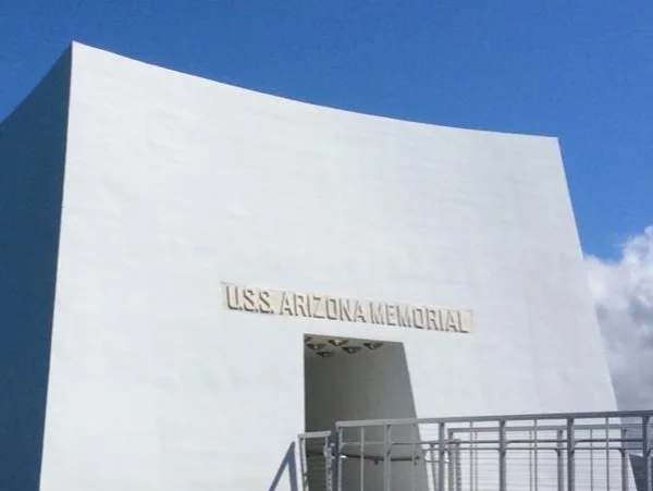 World War II Sites - Day Trip from Maui