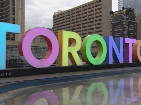 Toronto Pearson Airport Layover Tour