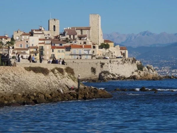 Antibes, Cannes and Saint Paul de Vence...The highlights of the Western Riviera