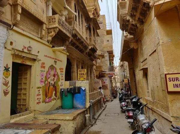 Golden Fort & The Sandunes Fullday Private Tour