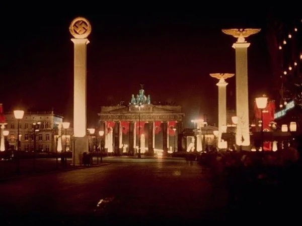 Berlin under the Shadow of the Swastika - Half-Day Tour