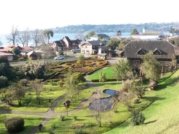 Full day to Frutillar, Puerto Montt & Varas for up to 5 People