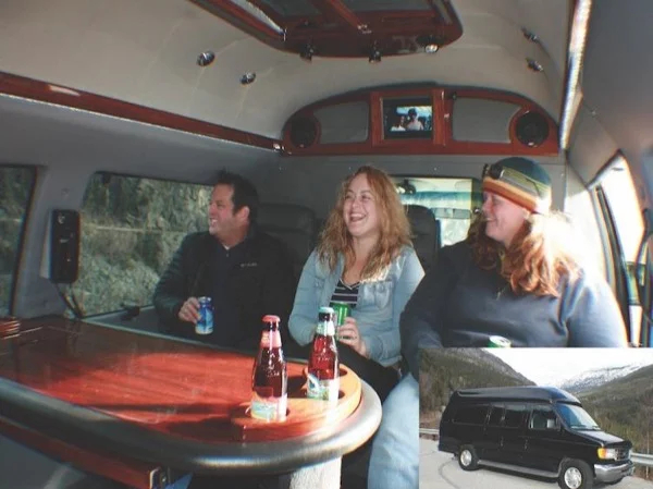 Luxury Van Full Day Emerald Lake Tour from Skagway