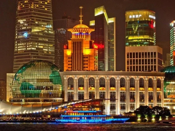 Private Shanghai Classical Night Tour with River Cruise with Private Transportation