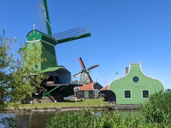 Windmills and Amsterdam Highlights tour