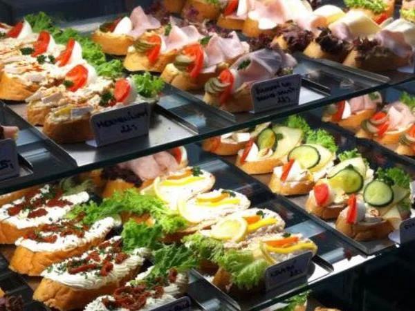 Experience Prague by your taste buds Tour