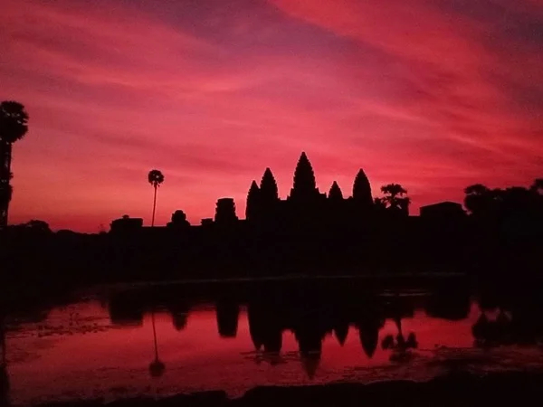 Private Two Day Tour with Sunrise at Angkor Wat