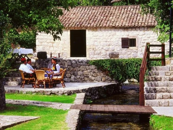 Konavle countryside, charming Cavtat and Old town Dubrovnik tour