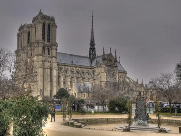 Notre Dame and the Latin Quarter walking tour