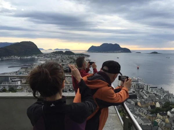 Ålesund and Alnes in 5 hours