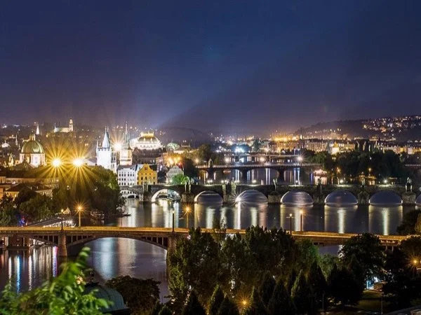 Prague by Night private driving tour - the best views of the city