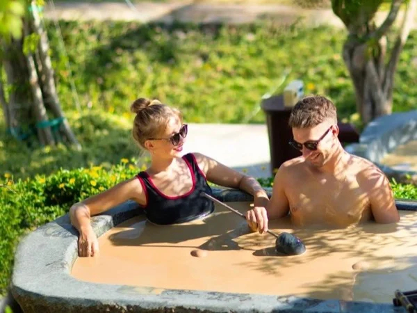 Hidden food gems, fishing village & mineral mud bath