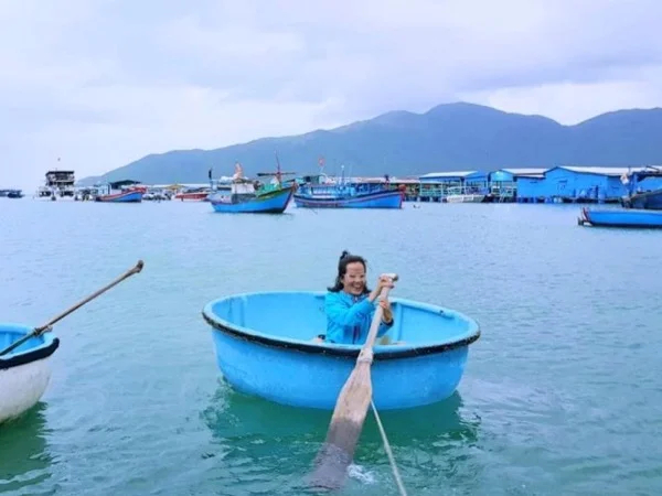 Fishing village, trekking in the green & stream bathing