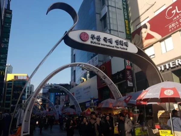Busan Full Day Private Walking Tour