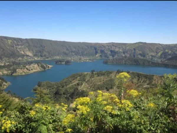 Day Trip to Wenchi Crater Lake
