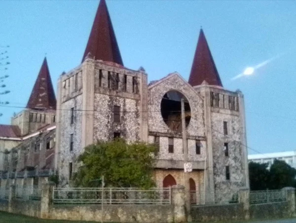 Tongatapu museum,art gallery and church Tour
