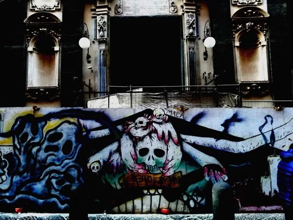 Scary Night Walking Tour in Naples City Centre