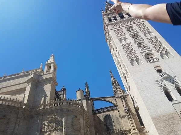 Explore Seville through the eyes of a local - Walking Tour
