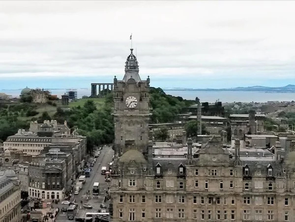 Full Day Tour of Edinburgh's Old and New Town