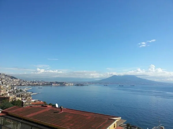 The polyedric Naples and the enchanting Pompeii tour