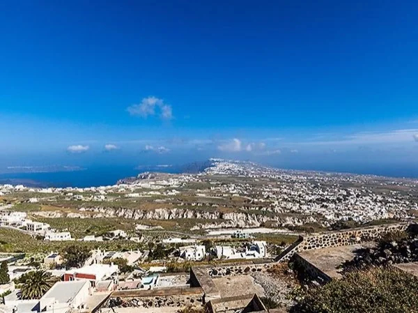 The highlights of southern Santorini - half day Tour