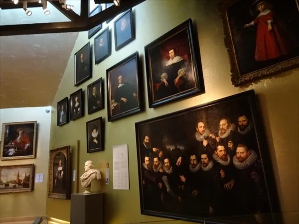 2.5 hours Tour of the Museum of the history of Amsterdam