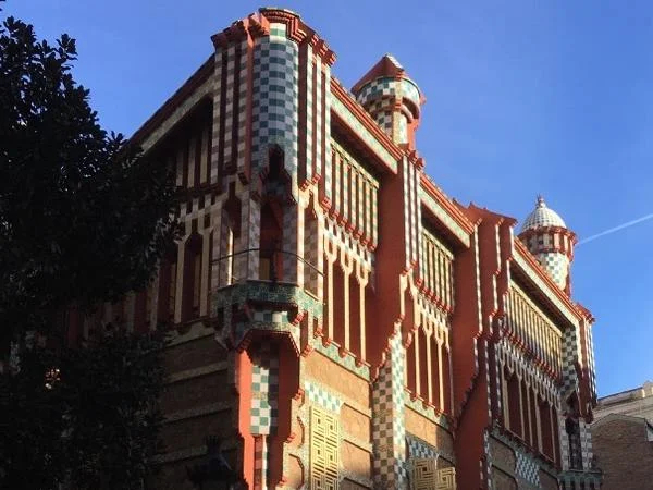 Gaudí Casa Vicens Private Express Tour in Barcelona