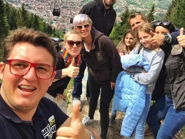 Fall of Yugoslavia, Sarajevo Siege Tour