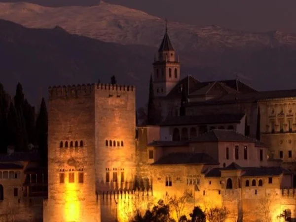 Alhambra Night Tour: Nasrid Palaces