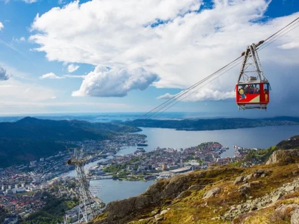 The Ulriken cable car experience and discovery of Fantoft Stave church