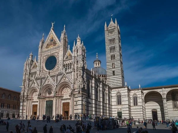 Essential Siena
