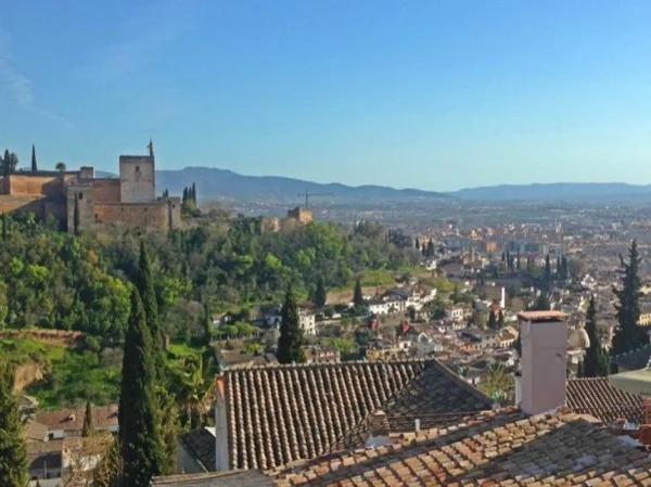 Granada Highlights Half Day Walking Tour