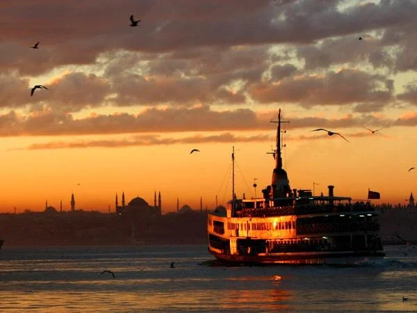 Istanbul Full-day Private Tour with Europe and Asia