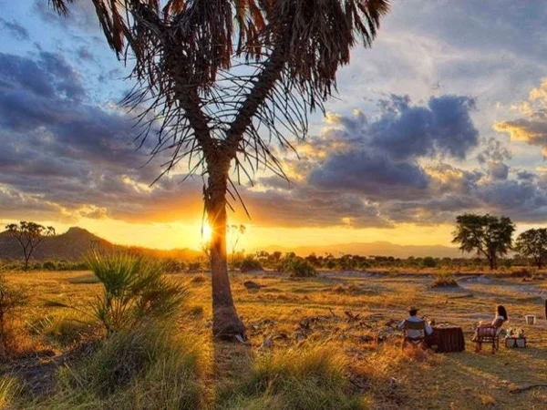 6 day best of central Kenyan wildlife and culture excursions.