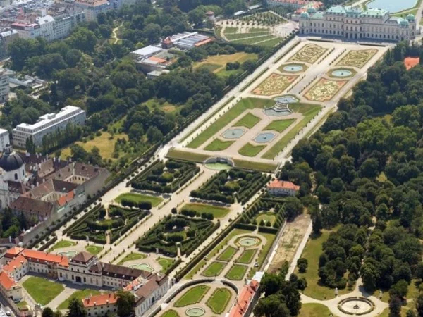 Belvedere Tour