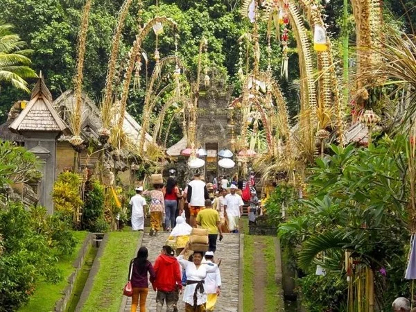 Embrace Bali's Tradition with your local guide