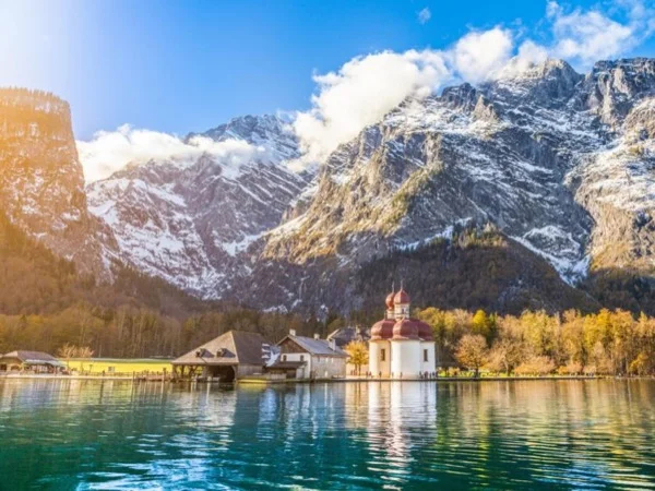 Full Day Bavarian Alps and Eagles Nest Private Tour from Salzburg