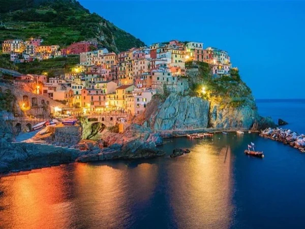 Unforgettable full day Cinque Terre and Pisa Private Tour